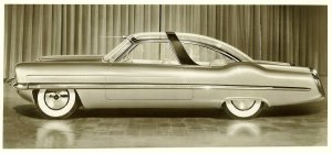 1953 Lincoln XL-500 - Sideview